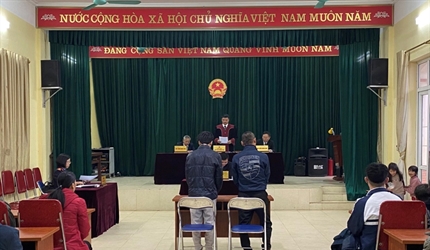 Viện KSND huyện Gia Lâm tuyên truyền pháp luật qua phiên tòa xét xử lưu...